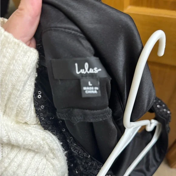 Lulu's L Black Sequin Romper - Picture 4 of 6